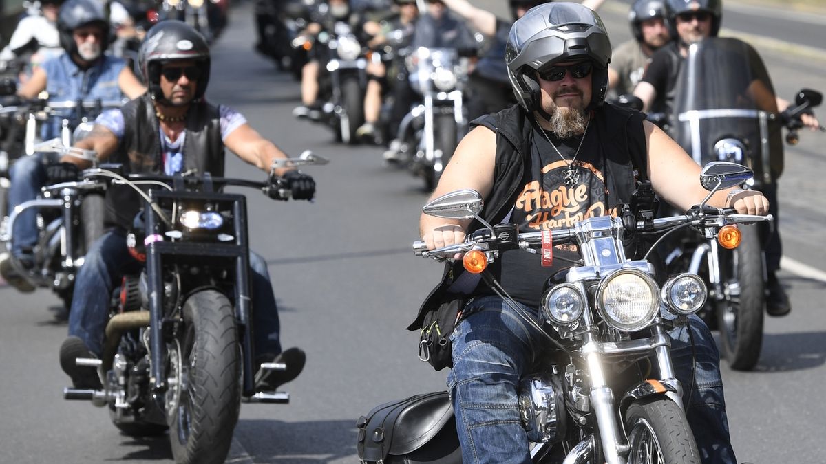 Prahou v sobotu zaburácí 800 motocyklů Harley-Davidson